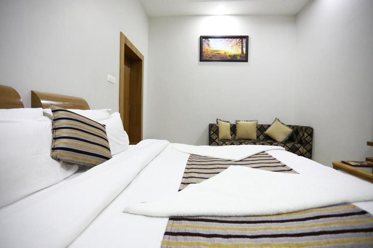Hotel Krishna Ji Haridwar Luaran gambar