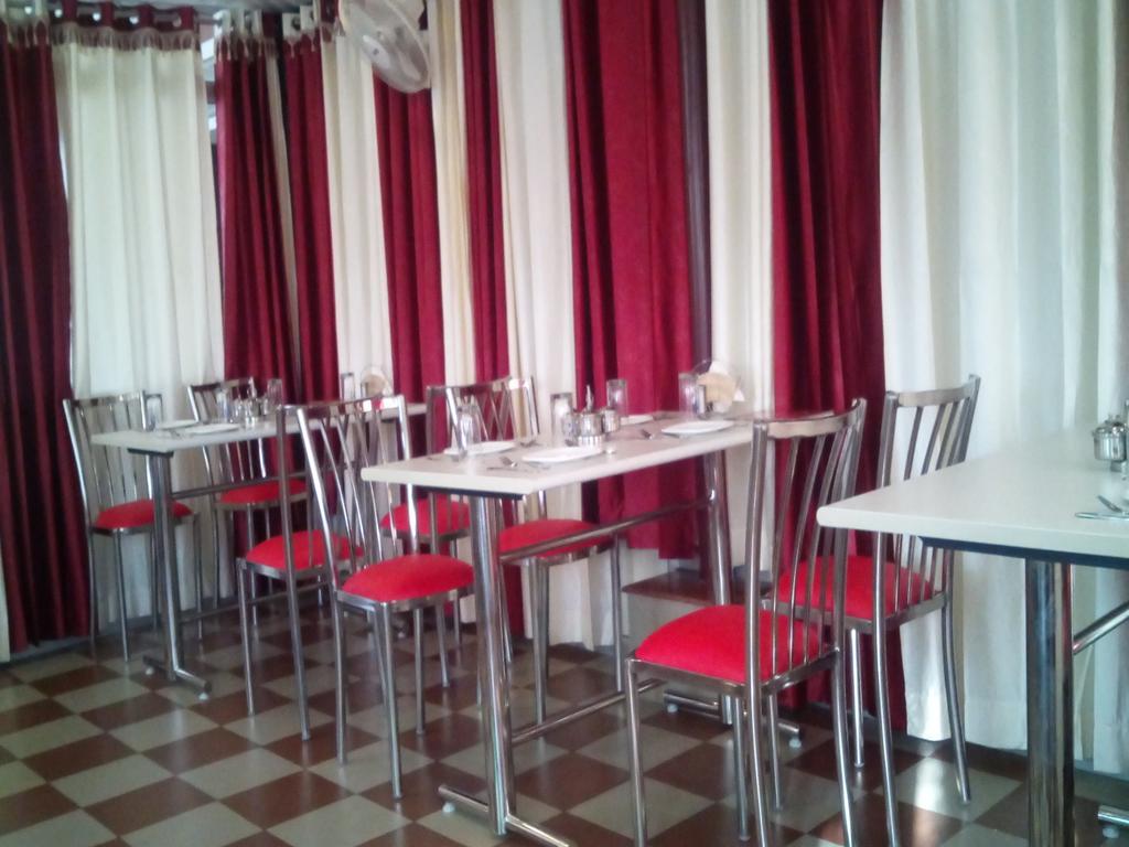 Hotel Krishna Ji Haridwar Luaran gambar