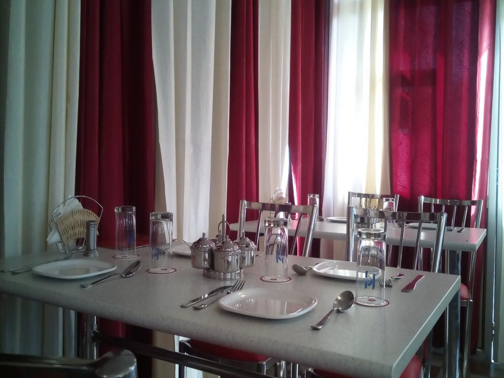 Hotel Krishna Ji Haridwar Luaran gambar