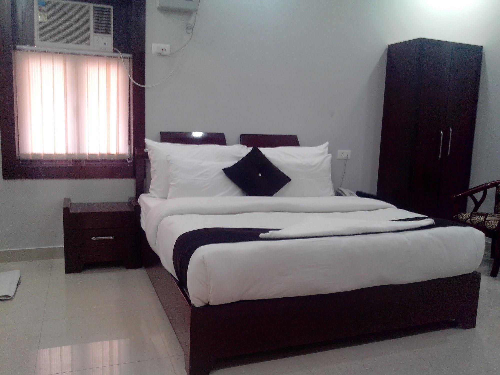 Hotel Krishna Ji Haridwar Luaran gambar