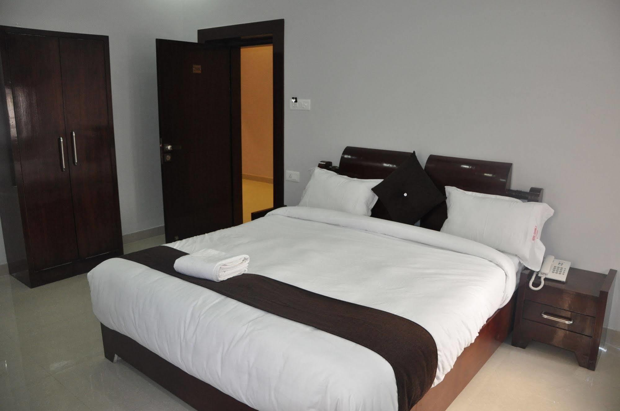 Hotel Krishna Ji Haridwar Luaran gambar